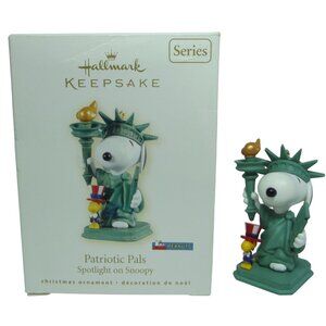 Hallmark Keepsake Ornament 2008 Patriotic Pals #11 Spotlight on Snoopy Series